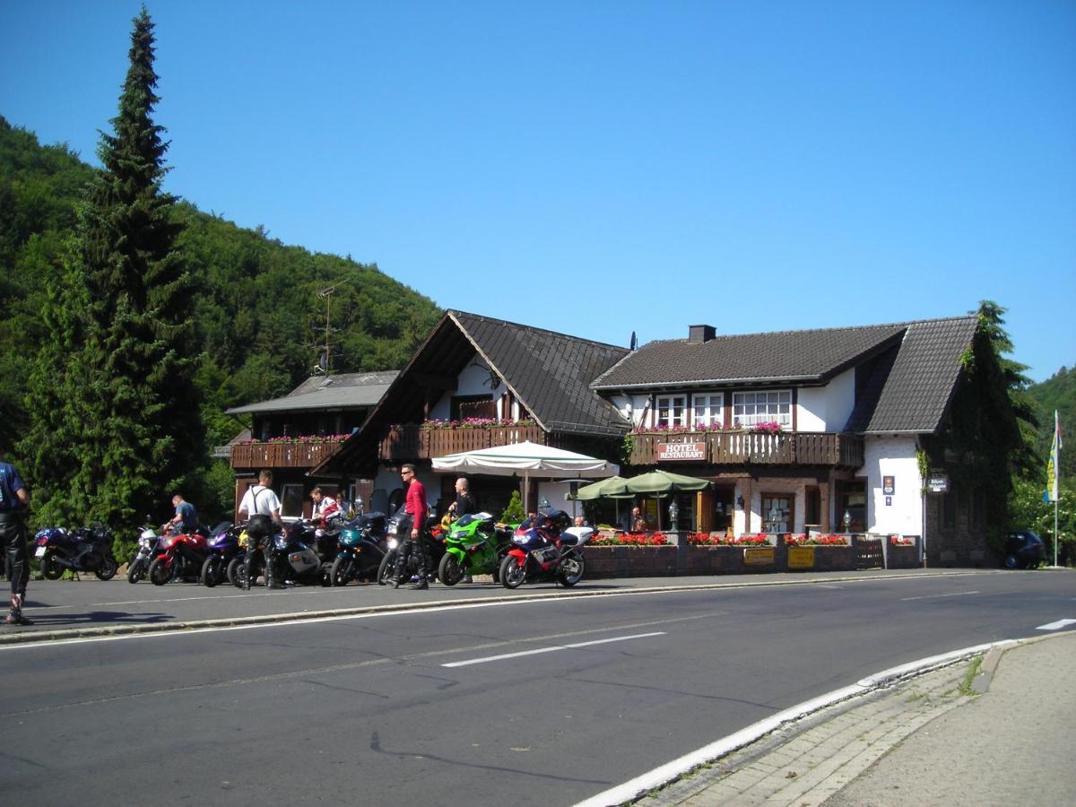 Hotel Forsthaus Volkesfeld Exterior photo